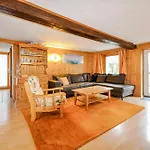 Holiday home Les Bardeaux Crans-Montana