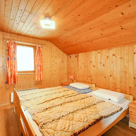 Holiday home Les Bardeaux Crans-Montana